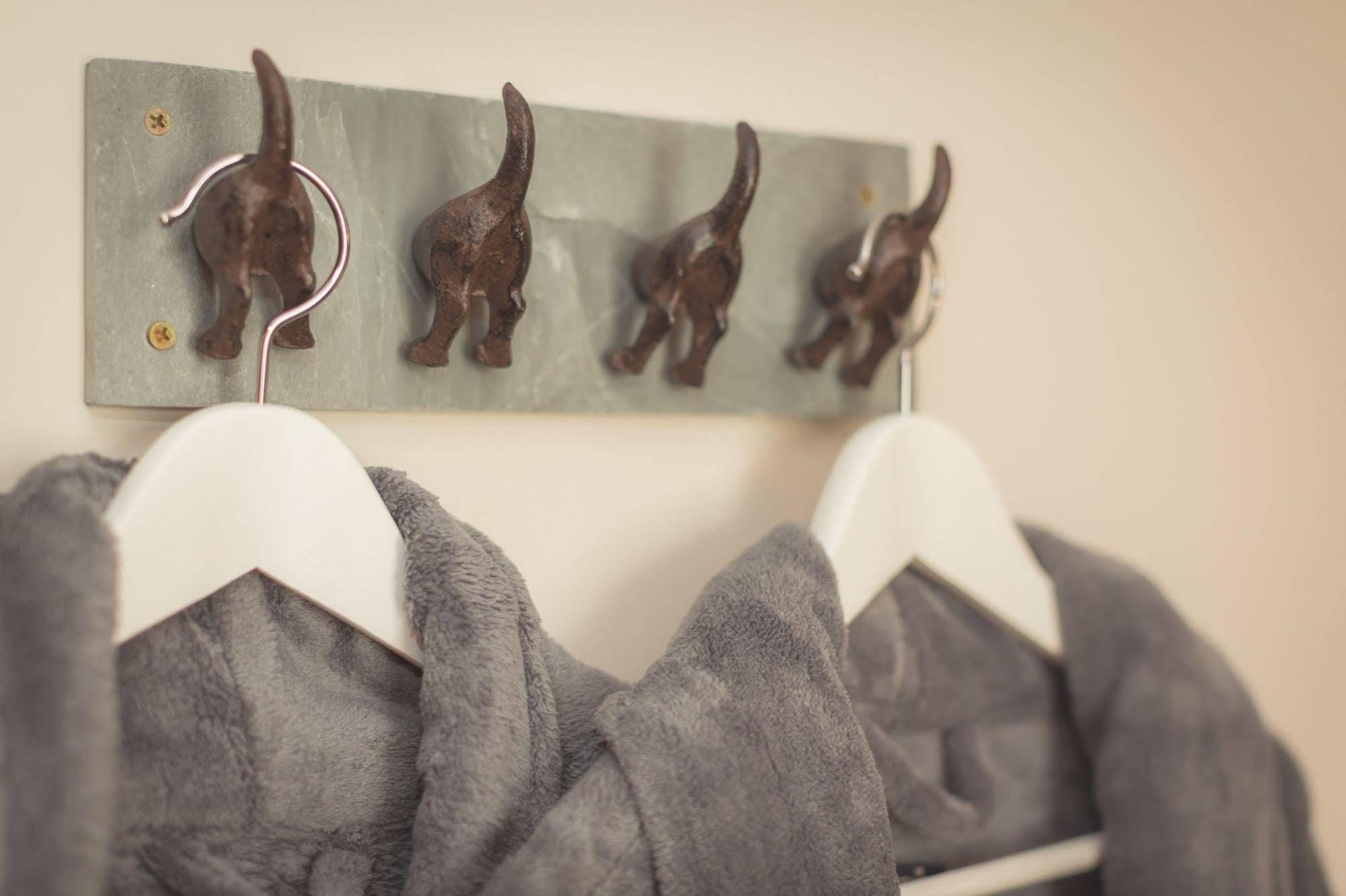 The Bower Inn Bridgwater Bagian luar foto A coat rack