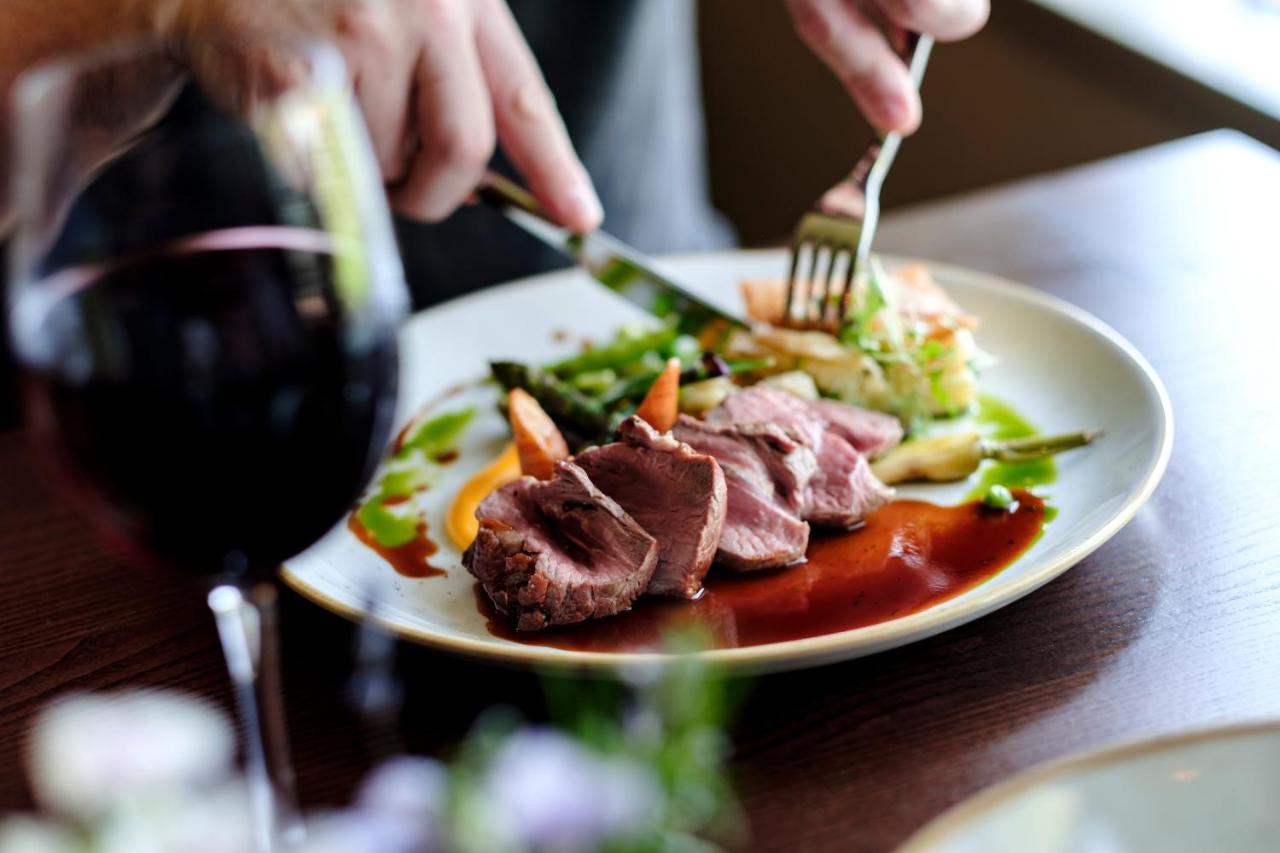 The Bower Inn Bridgwater Bagian luar foto A plate of food
